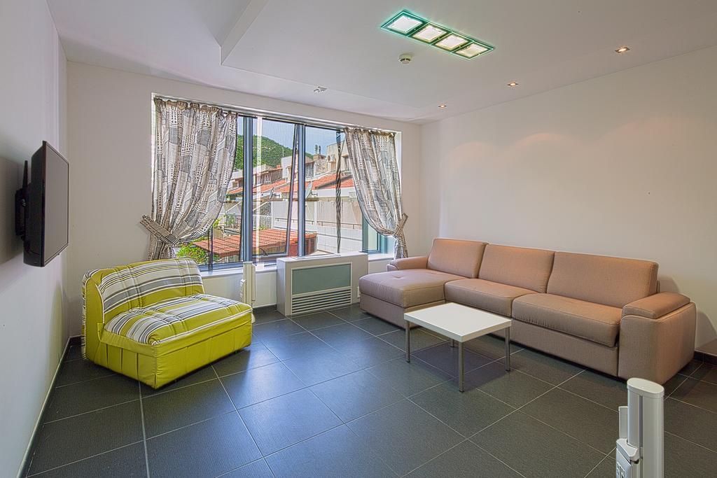 Nadezda Apartment
