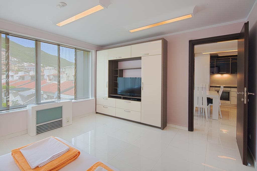Nadezda Apartment *
